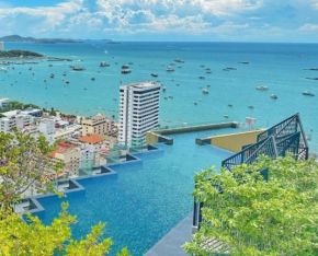 Edge Central Pattaya SeaView Residence with Infinity Pool